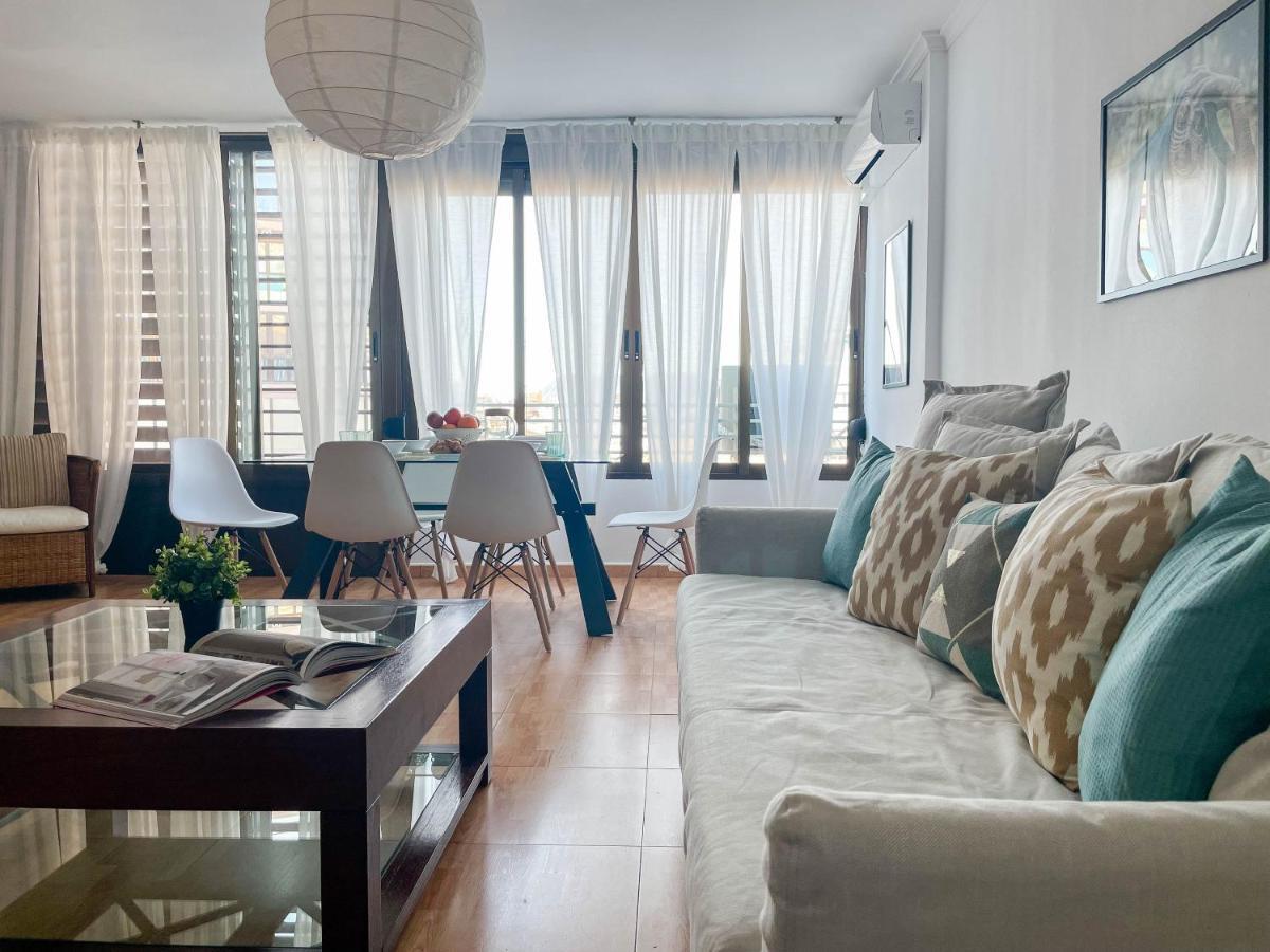 Amplio Apartamento En Pleno Corazon De Alicante Eksteriør billede