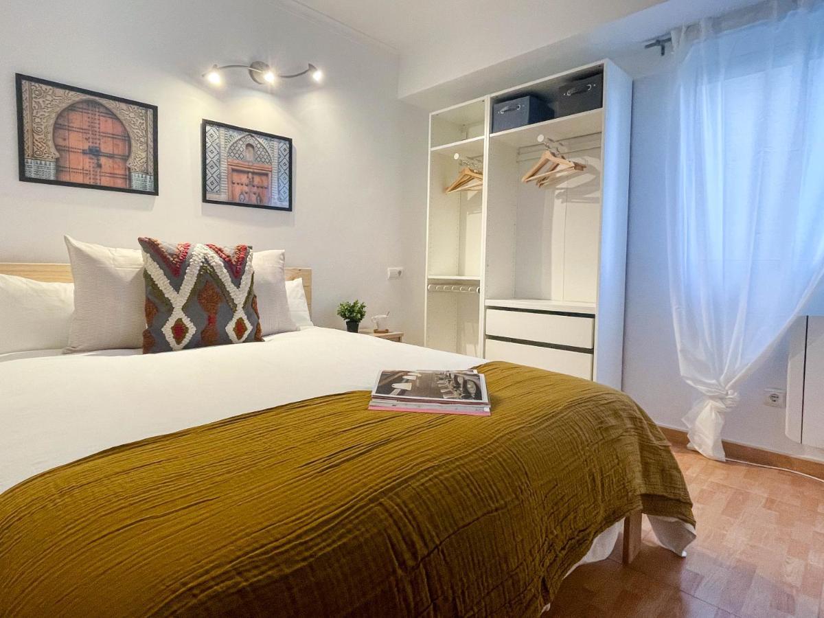 Amplio Apartamento En Pleno Corazon De Alicante Eksteriør billede