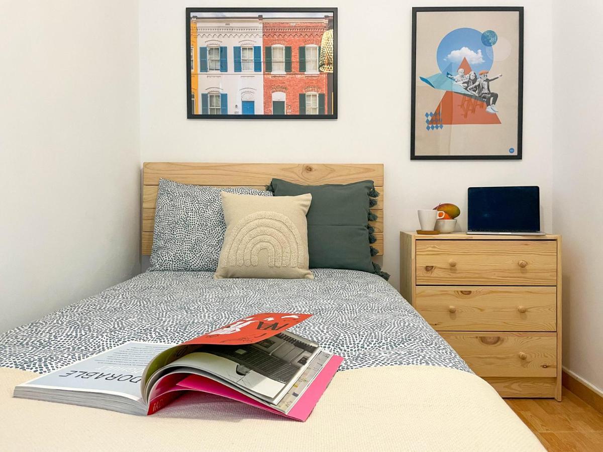 Amplio Apartamento En Pleno Corazon De Alicante Eksteriør billede
