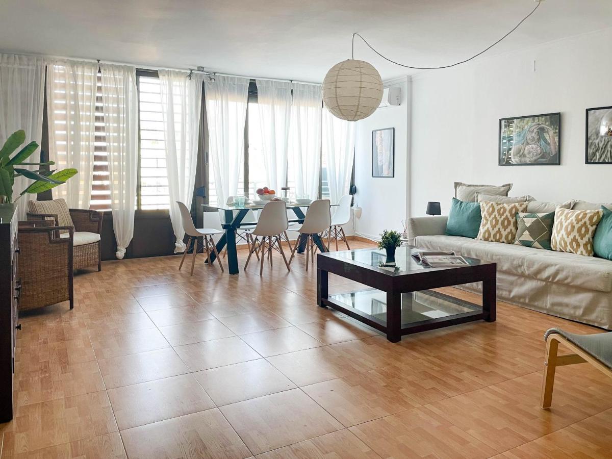 Amplio Apartamento En Pleno Corazon De Alicante Eksteriør billede