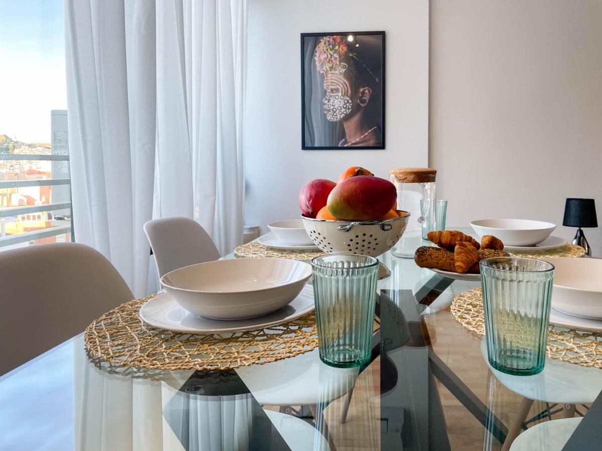 Amplio Apartamento En Pleno Corazon De Alicante Eksteriør billede